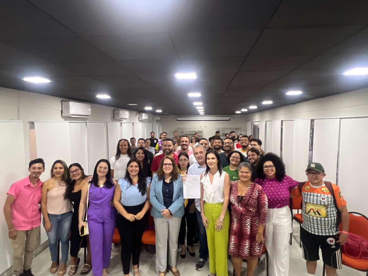 Secretária da Diversidade participa de posse do Conselho Municipal LGBT em Aracati
