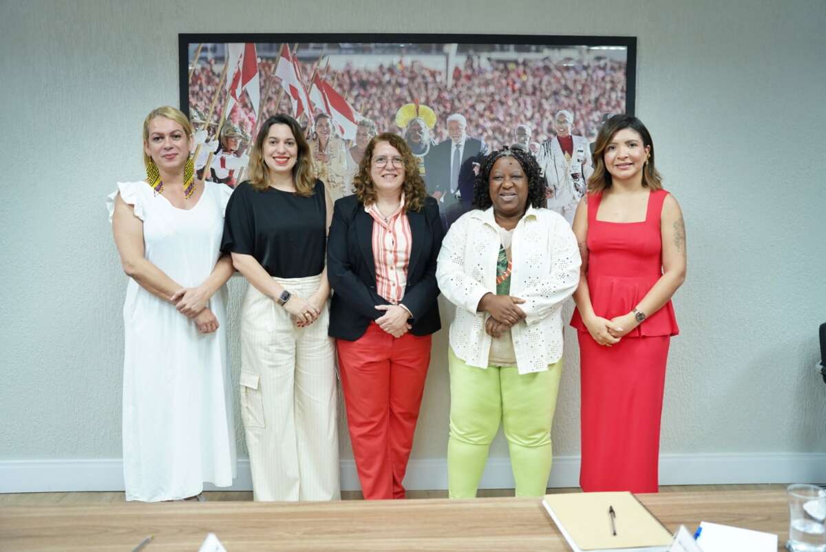 Secretária da Diversidade do Ceará participa de reunião em Brasília com ministra dos Direitos Humanos
